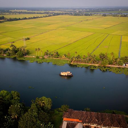 Готель Why Not Houseboat Alappuzha Екстер'єр фото